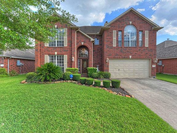 2nd image of 13907 White Oak Glen Ct