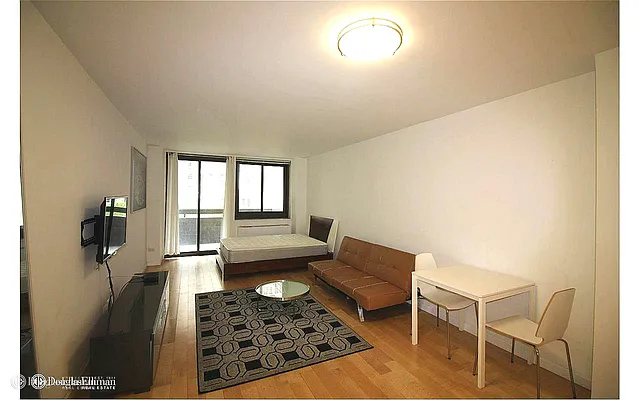 Rented by Douglas Elliman | media 26