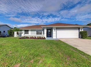 325 SE Wallace Terrace, Port St Lucie, FL 34983
