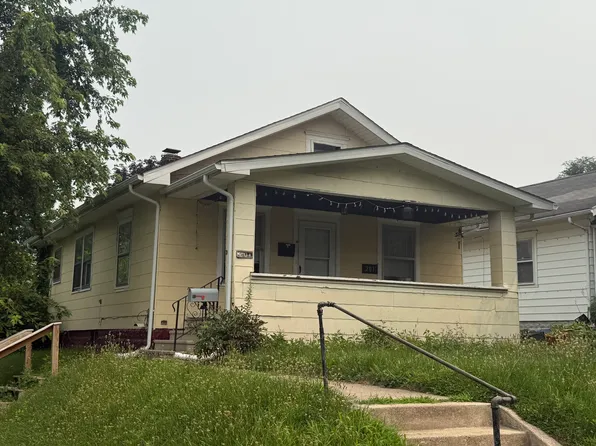 201 E Oakside St, South Bend, IN 46614