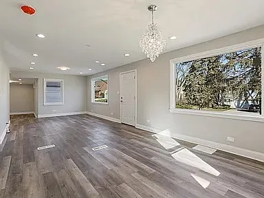 841 S Jackson St — Photo 15