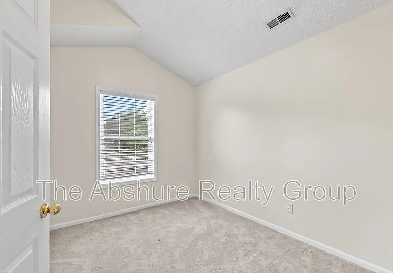4224 Lake Woodard Dr — Photo 28
