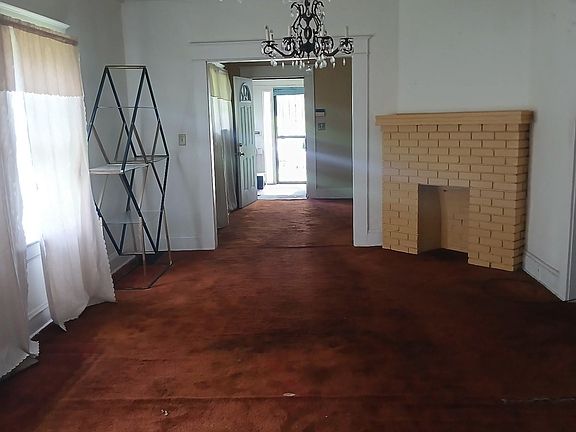 2nd image of 5142 Hillside Dr