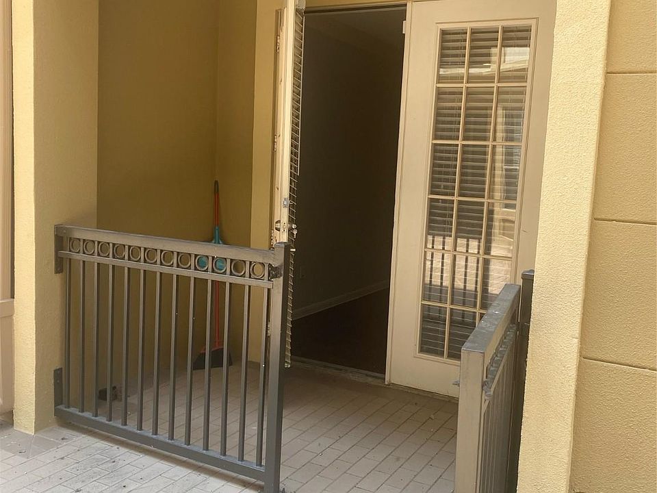 1st image of 7575 Kirby Dr APT 3104