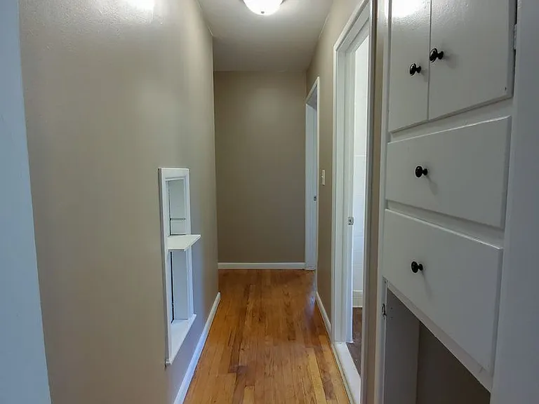519 E Anna St — Photo 13