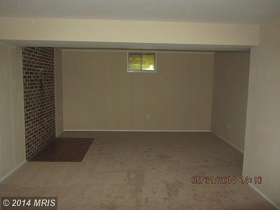 2nd image of 7711 Eckley Ct