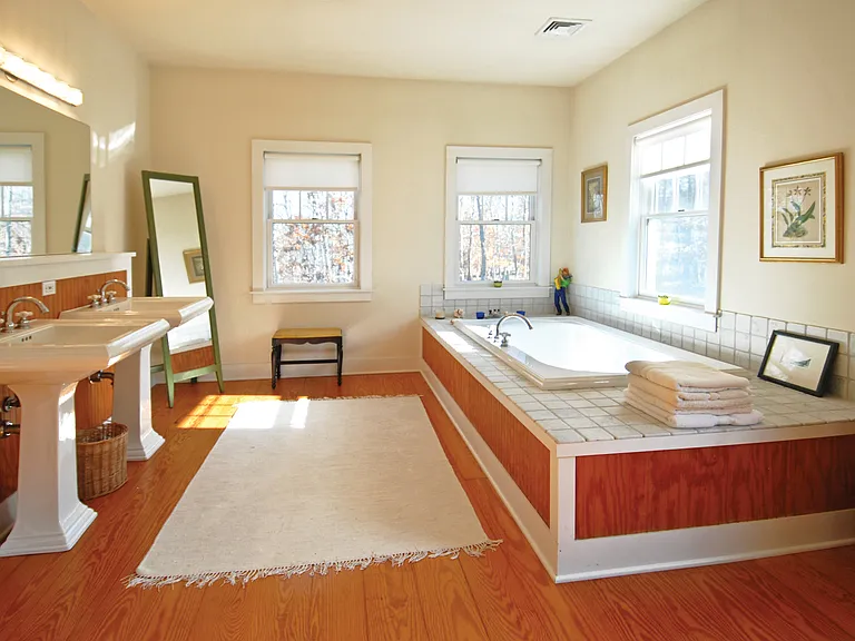 25 Laurel Hill Ln — Photo 16