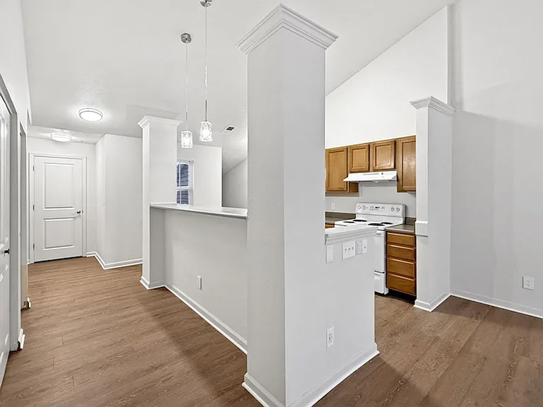 400 Beachfront Dr — Photo 17