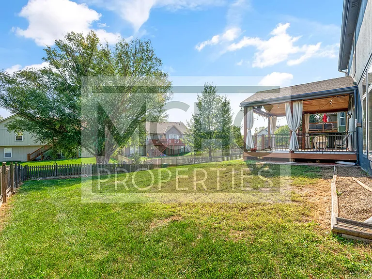 2353 SW Current Ct — Photo 37