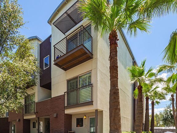 3rd image of 525 W LAKESIDE Drive #128