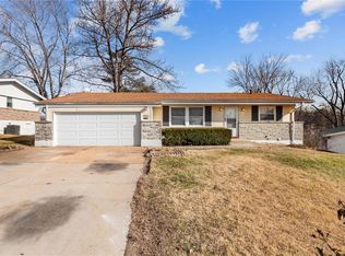 11012 Saginaw Dr, Saint Louis, MO 63136