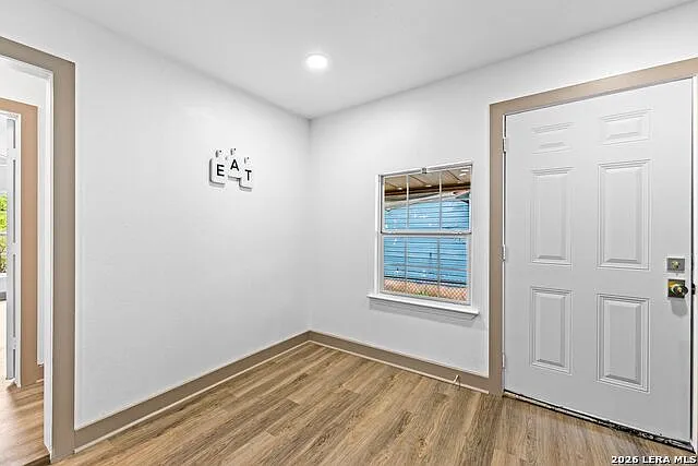 250 Koehler Ct — Photo 13