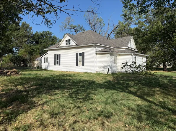 210 B St NW, Inola, OK 74036