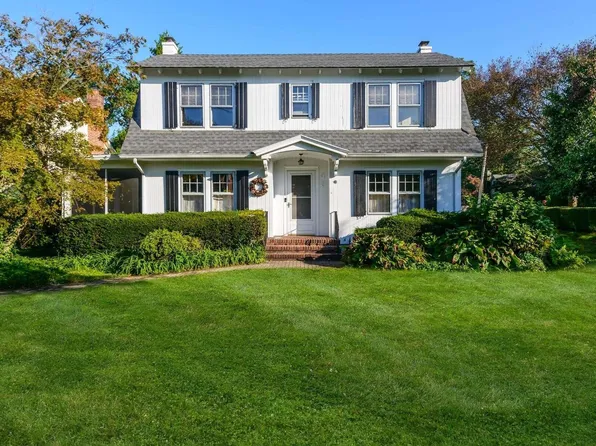 40 Midway Avenue, Locust Valley, NY 11560