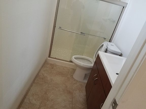 3rd image of 58761 Barron Dr