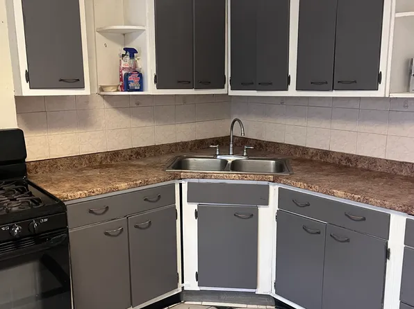 215 Water St, Perth Amboy, NJ 08861