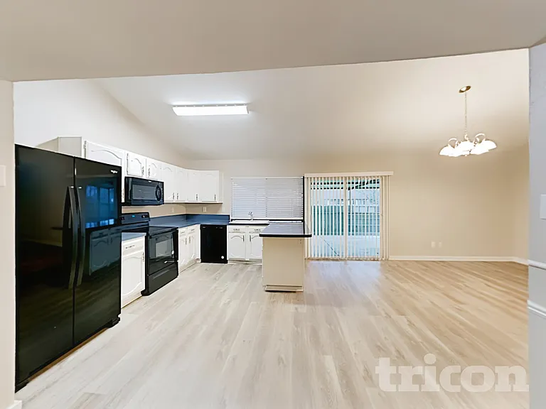 510 Carl C Senter St — Photo 5