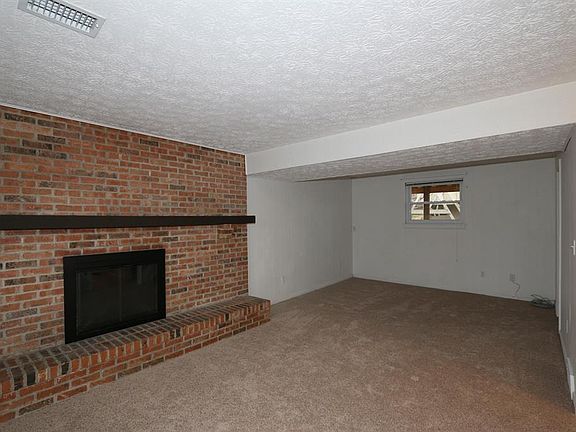 5th image of 1682 Eastwind Ct