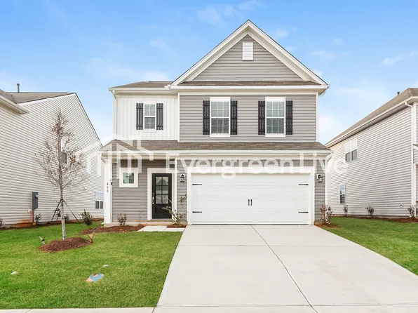 408 Lees Corner Ln, Woodruff, SC 29388