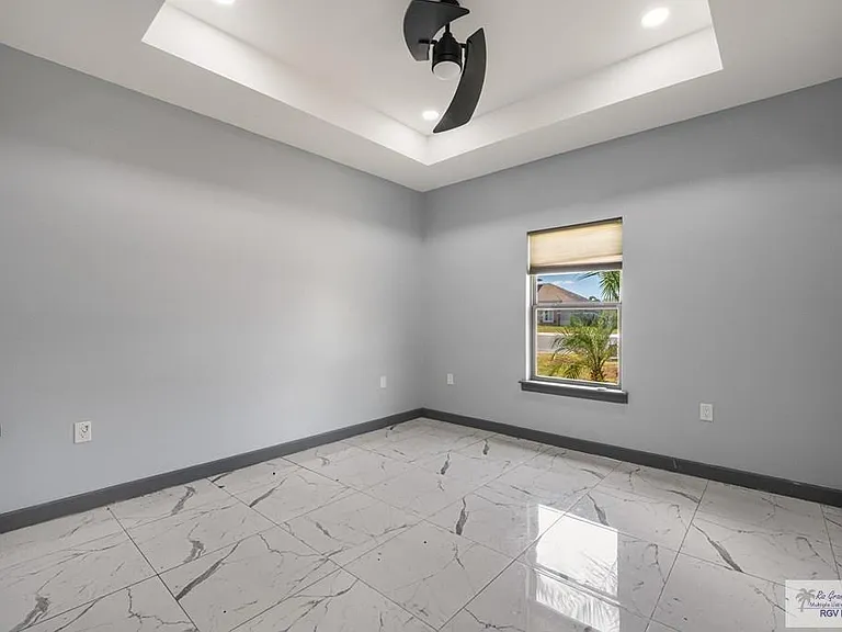 5874 Abbey Ct — Photo 15