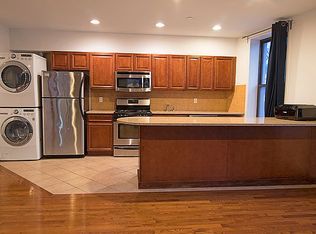 120 Cedar St APT 2B, New York, NY 10006