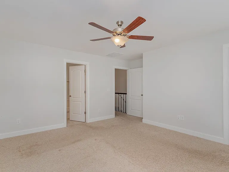 620 Parkington Ln — Photo 40