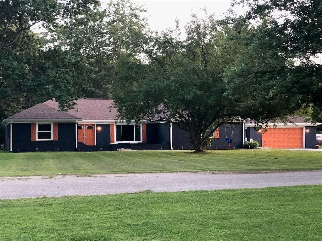 809 W South Dr, Knightstown, IN 46148 Zillow