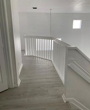 3rd image of 1101 Center Stone Ln