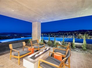 32 Highland Cove Ln, Henderson, NV 89011