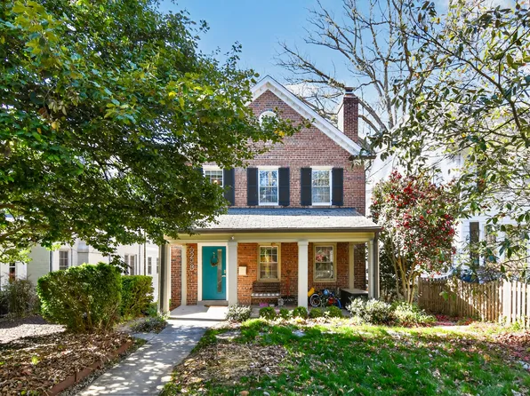 6228 30th St NW, Washington, DC 20015