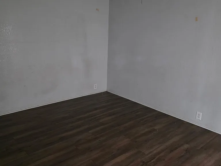 1901 Boyd Dr #8 — Photo 6