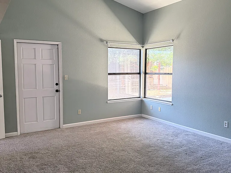 13801 San Esteban Ave — Photo 14