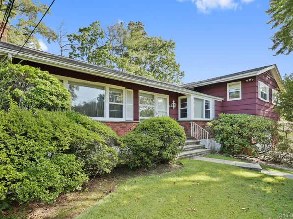 28 Hayhurst Road, New Rochelle, NY 10804