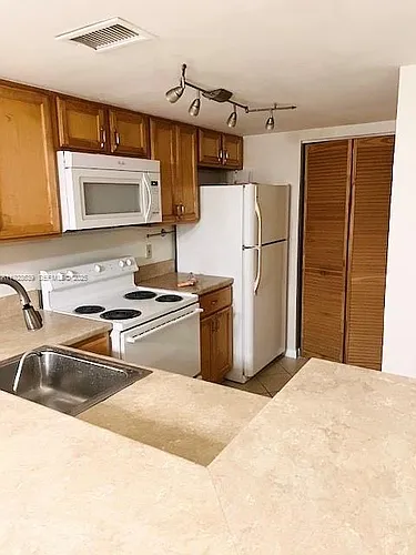 10709 Cleary Blvd #105 Photo 1