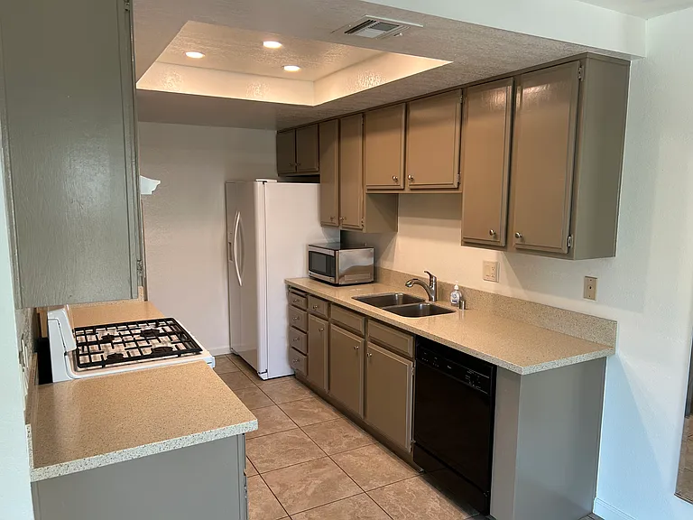 1800 N Mira Loma Way — Photo 5