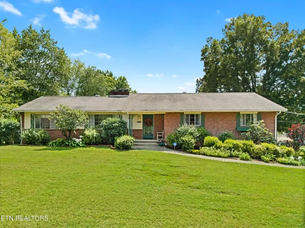 8300 Bennington Dr, Knoxville, TN 37909