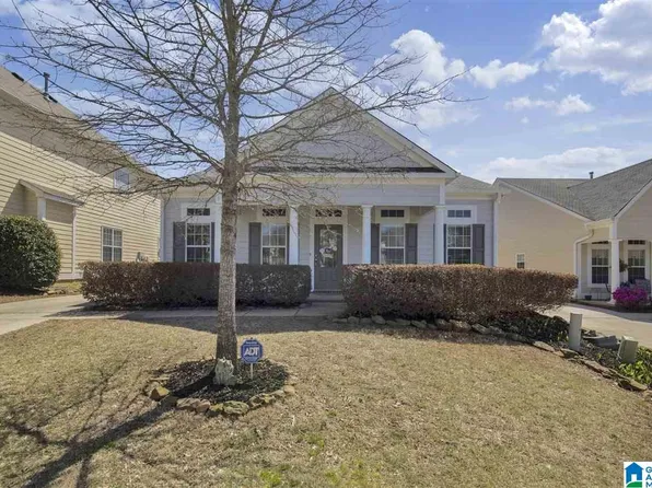 5411 Camellia Ln, Trussville, AL 35173