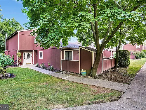 821 Brian Dr Photo 1