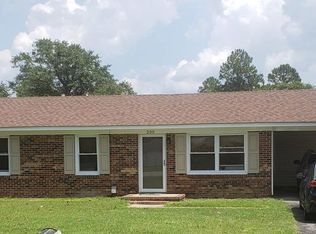 230 Fox Dr, Dudley, NC 28333