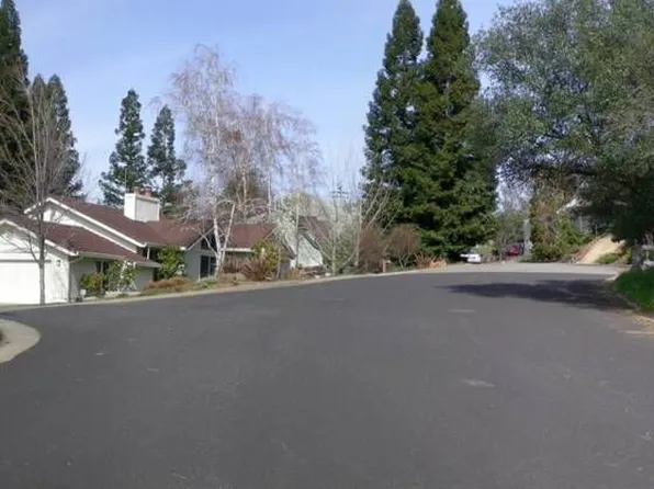 9814 Blue Lake Dr, Folsom, CA 95630