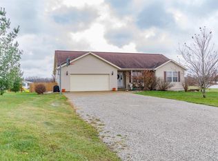 3540 Robin Rd, Salem, IL 62881