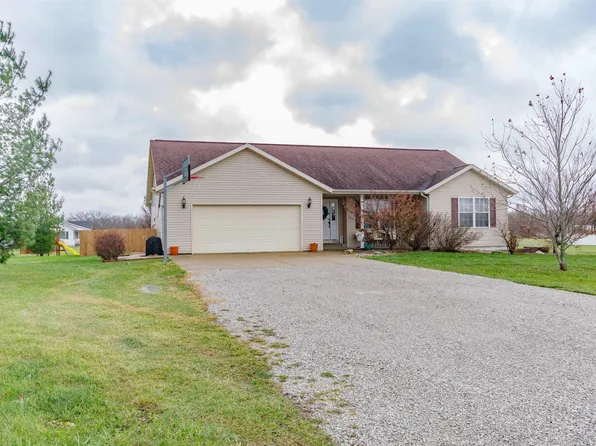 3540 Robin Rd, Salem, IL 62881