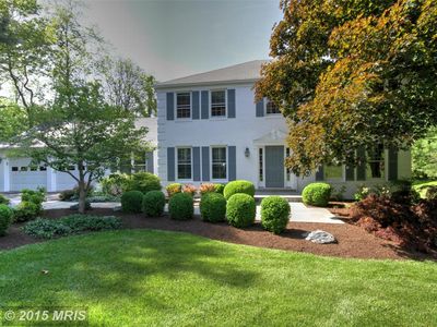 10102 Minburn St, Great Falls, VA, 22066