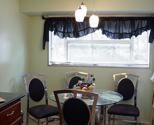 Eat in Kitchen