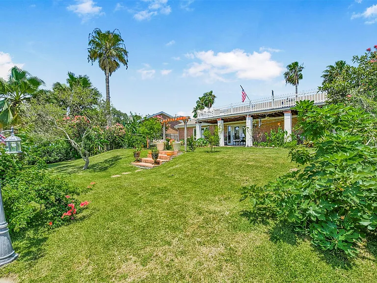 2417 Gerol Dr — Photo 33