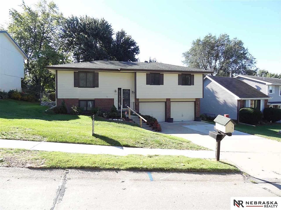 1st image of 4941 Bernadette Ave