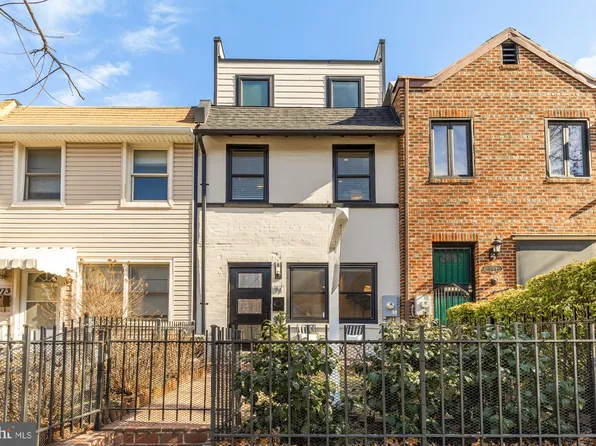 1171 3rd St NE, Washington, DC 20002