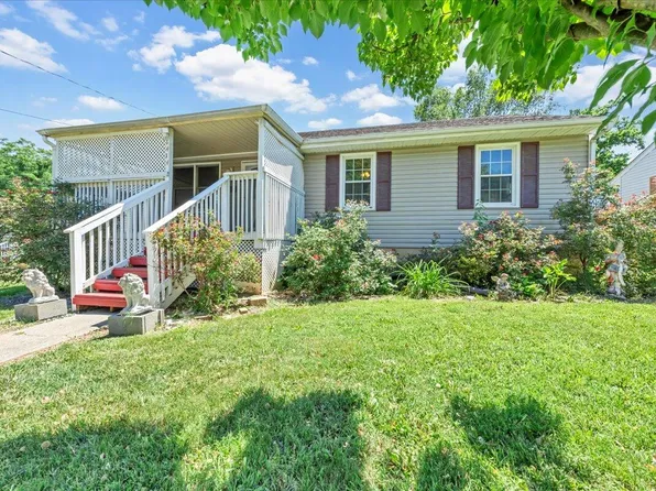 1414 Gilmer Ave NW, Roanoke, VA 24017