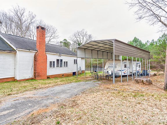 3rd image of 125 Church View Dr