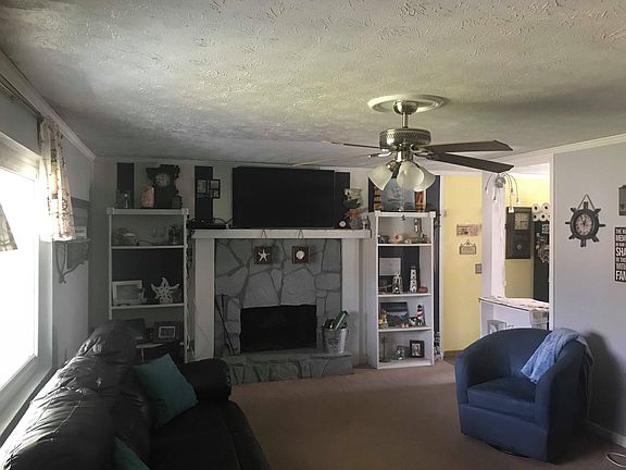 3rd image of 4057 N Quail Dr